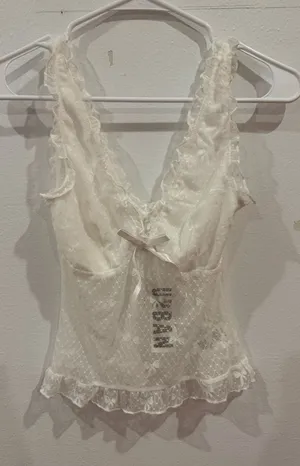 Urban Outfitters Top thumbnail 1