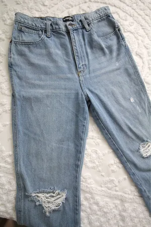 High-Rise Straight Wrangler Jeans thumbnail 6