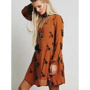 ✨HP✨Broderie Floral Embellishment Dress✨ thumbnail 3
