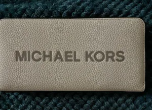 Michael Kors Leather Wallet Smartphone thumbnail 1