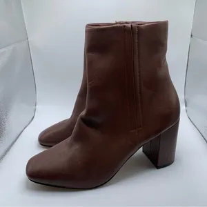 NWOB Cole Haan Womens Chrystie Square Toe Bootie brown leather heel size9B 1299 thumbnail 1