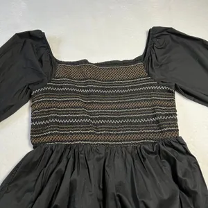 Old Navy Fit & Flare Off-the-Shoulder Cotton-Poplin Smocked Maxi Dress Size XL thumbnail 6