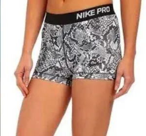 Nike pro shorts size small thumbnail 1