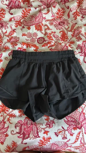 Lululemon Hotty Hot 2.5" thumbnail 4