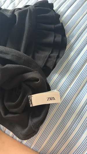 ZARA Black Top thumbnail 5