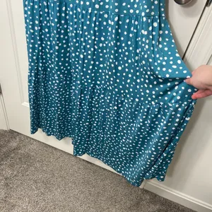 NWOT Serra women’s blue white polka dotted spotted tiered stretch maxi dress‎ M thumbnail 6