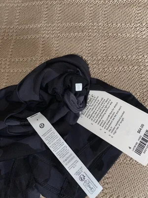 Lululemon Align Shorts 4 4”  thumbnail 2