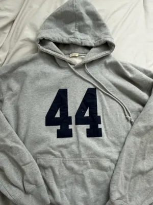 Brandy Melville 44 Hoodie thumbnail 2