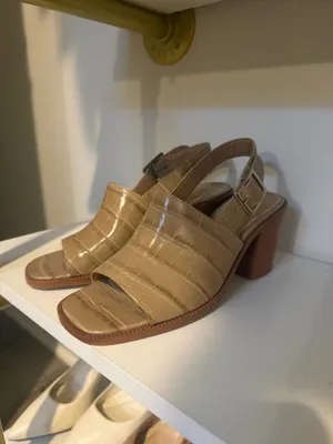 Vince Camuto Heels thumbnail 2