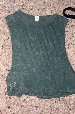Lululemon Tank Power thumbnail 1