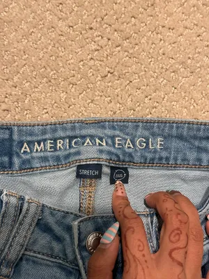 American Eagle Outfitters High-Rise Baggy Jeans thumbnail 2