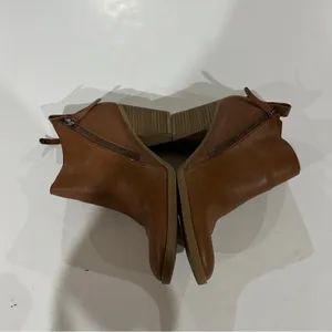 DV Dolce Vita Brown Asymmetrical Zipper Heeled‎ Booties Size 10 thumbnail 4