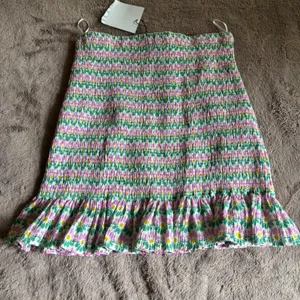 Zara Floral Smocked Mini Skirt Pink Green Ruffle Hem Small NWT thumbnail 4