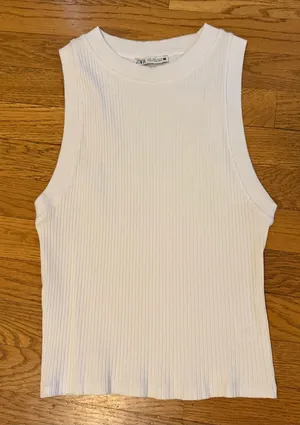 Zara White Ribbed Sleeveless Knit Tank top size M thumbnail 1