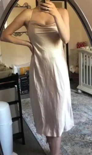 Show me Your Mumu Verona champagne luxe satin midi dress NEW XS thumbnail 1