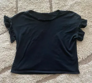 Baby Tee With Ruffle Sleeves thumbnail 1