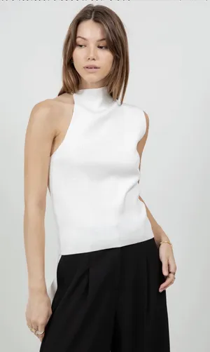 Ruby and Jenna white asymmetrical top Size XS thumbnail 1