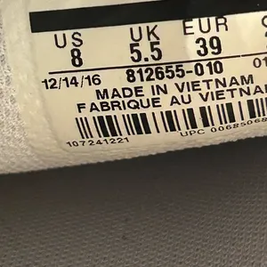 Nike Women's Gray Sneakers thumbnail 8