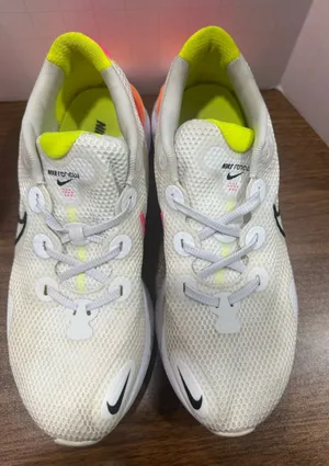 Nike Women’s 11 Renew Run Sneakers, 'Platinum Pink Blast' thumbnail 1