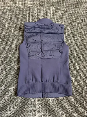 Lululemon Down For It All Vest Navy Blue Size 2 Puffer Running Vest thumbnail 4