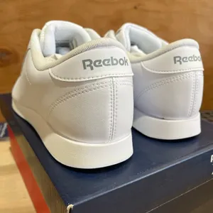 Reebok Princess White 1475 Women Size 9 thumbnail 5