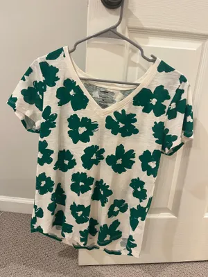 Floral Tshirt White Size M thumbnail 2