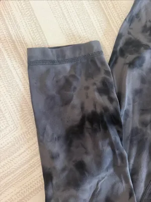 Lululemon Women’s Size 0 Gray Black Tie Dye Splatter High Rise Leggings thumbnail 4