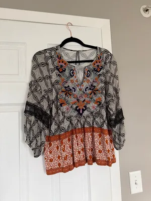 Anthropologie Boho Bohemian Embroidered Top Blouse Summer thumbnail 3