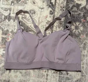 Women’s Old Navy Lilac Sports Bra thumbnail 1