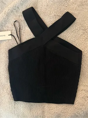 Aritzia Babaton Sculpt Knit Criss Crossed Crop Top thumbnail 3