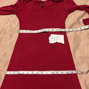 White Mark Burgundy Scoop Neck Long Sleeve Lightweight Maxi Dress Size Small EUC thumbnail 9