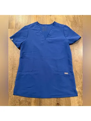Figs Casma 3 Pocket Scrub Top XS in Denim Blue thumbnail 2