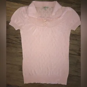 💕5️⃣ Forever 21pink collared top size Small thumbnail 4