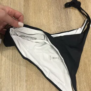 NWT womens medium cheeky black bathing suit thumbnail 2