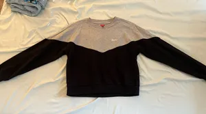 Guess Cropped Sweatshirt thumbnail 1