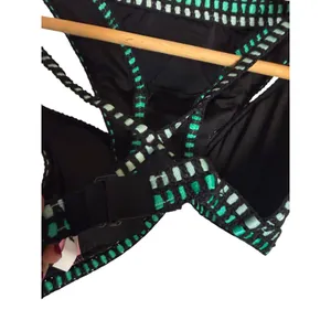 Victoria’s Secret Black Teal Crochet 2 Piece Triangle Bikini Swimsuit Set S/M thumbnail 4