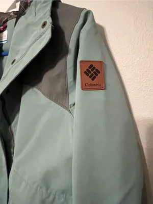 Columbia Women’s South Canyon Hooded Jacket in Sage And Gray Size M thumbnail 3