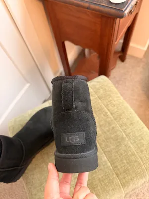 UGG Boots Black thumbnail 2