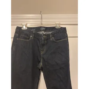 LOFT Jeans Size 8 Women’s Dark Blue Stretch Jeans Ladies Mid Rise Curvy Bootcut thumbnail 2