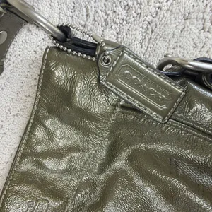 Vintage Coach Metallic Gold Patent Leather Bag Slouchy Hobo thumbnail 4