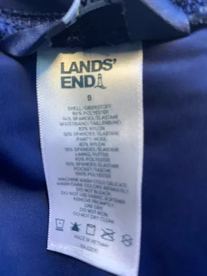 Lands’ End Swim Shorts Women’s Size 8 Navy Blue 5” Inseam Stretch Pockets thumbnail 9