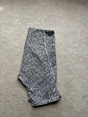 Old Navy Biker Shorts thumbnail 3