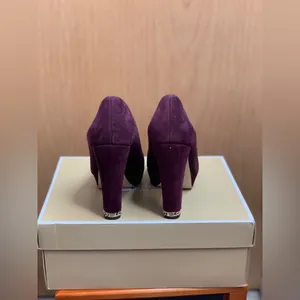 Michael Kors Elegant Plum Suede Platform Heels. Size-6M thumbnail 4