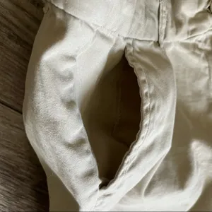 Late 2000s khaki shorts thumbnail 5