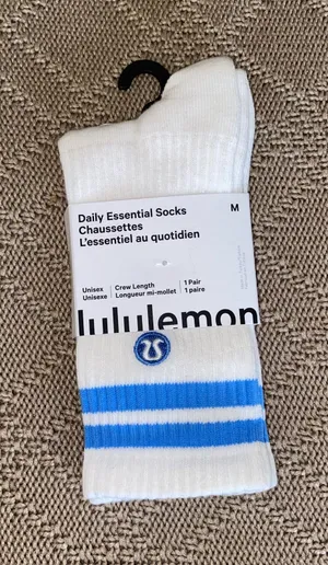 Lululemon Socks Crew thumbnail 1