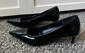 Zara Women’s Black Patent Pumps Heels Size EU 39‎ thumbnail 1