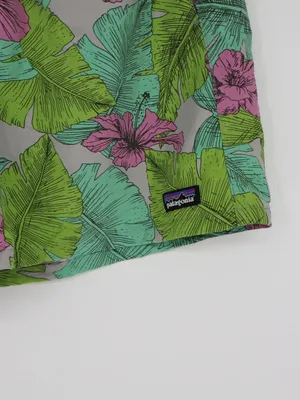 Patagonia Baggies Shorts Women’s Medium Tropical Hibiscus Floral 5 Inch Nylon thumbnail 5