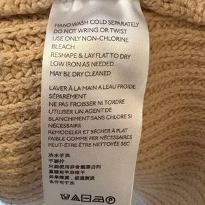Urban Outfitters Tan Shaker‎ Stitch Oversized V-Neck Pullover Sweater Small thumbnail 5