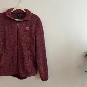 Women's The North Face Osito Jacket - Reddish Pink - Size L thumbnail 8