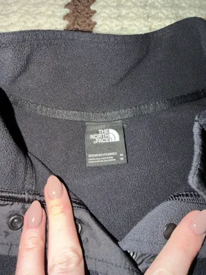 Womans northface size medium thumbnail 3